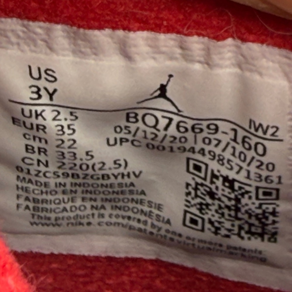Kids Jordan 4‎ Retro White Red Black Basketball Shoes BQ7669 160 Size 3Y - Picture 8 of 8